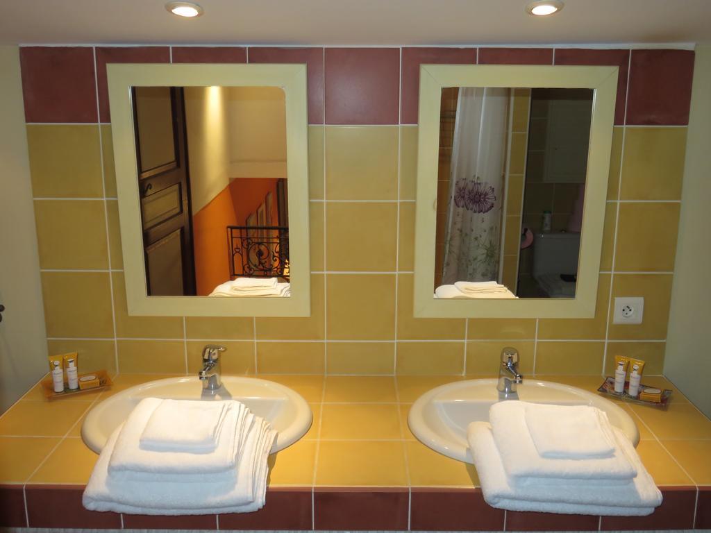 Le Clos Des Canebiers Grasse Ruang foto