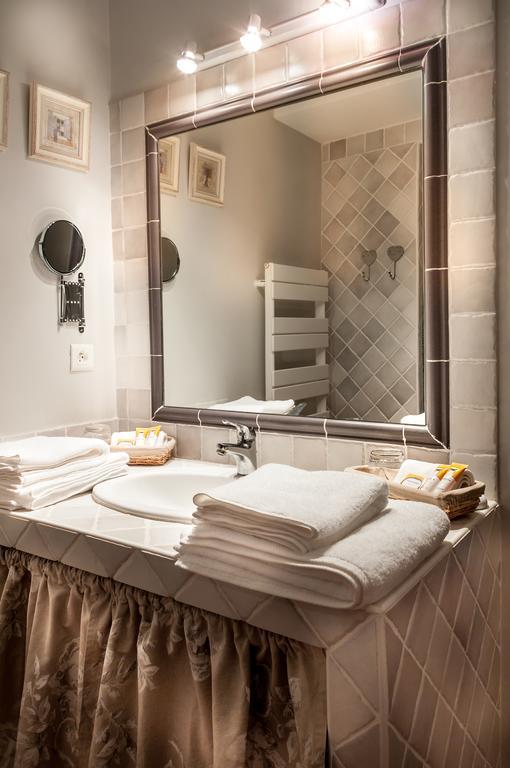Le Clos Des Canebiers Grasse Ruang foto