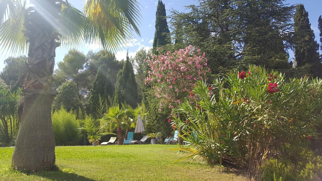 Le Clos Des Canebiers Grasse Bagian luar foto